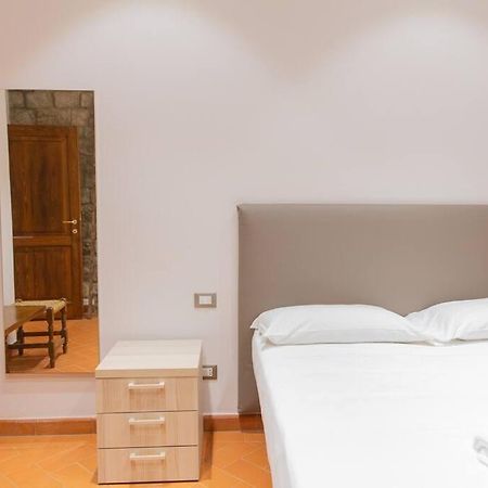 Cozy And Charmin 3Br Apartment Steps By Duomo Firenze Eksteriør billede