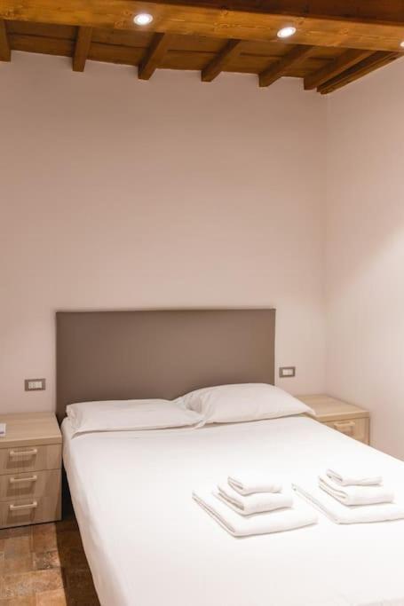 Cozy And Charmin 3Br Apartment Steps By Duomo Firenze Eksteriør billede