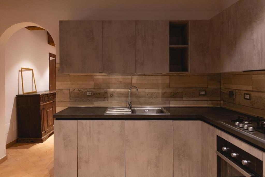 Cozy And Charmin 3Br Apartment Steps By Duomo Firenze Eksteriør billede