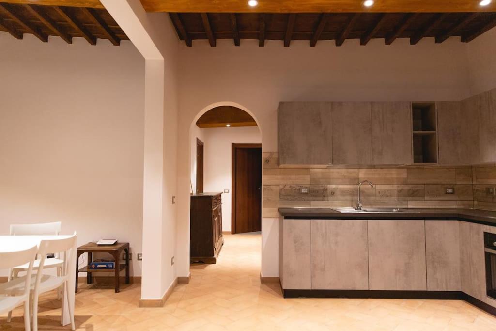 Cozy And Charmin 3Br Apartment Steps By Duomo Firenze Eksteriør billede