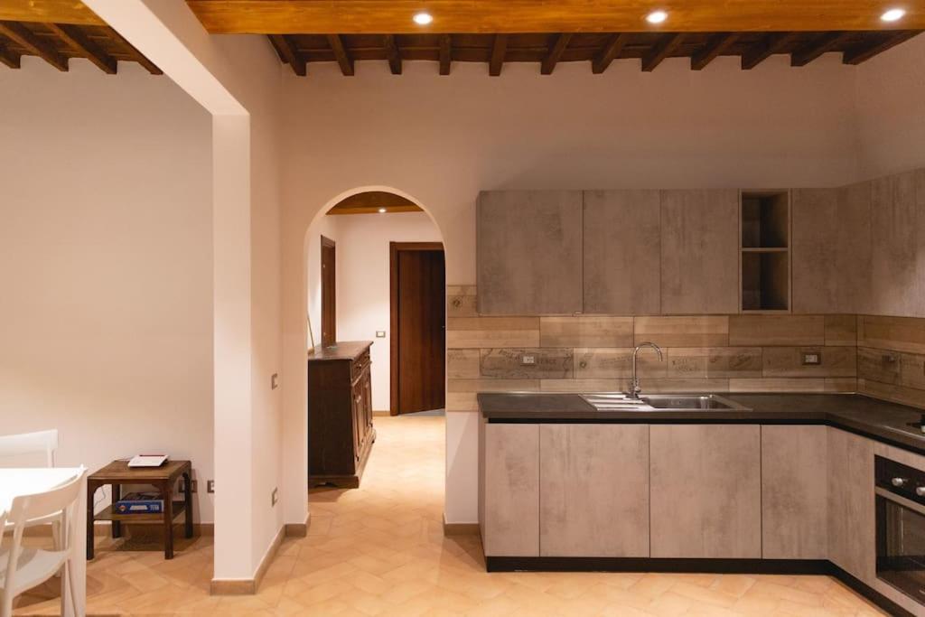Cozy And Charmin 3Br Apartment Steps By Duomo Firenze Eksteriør billede
