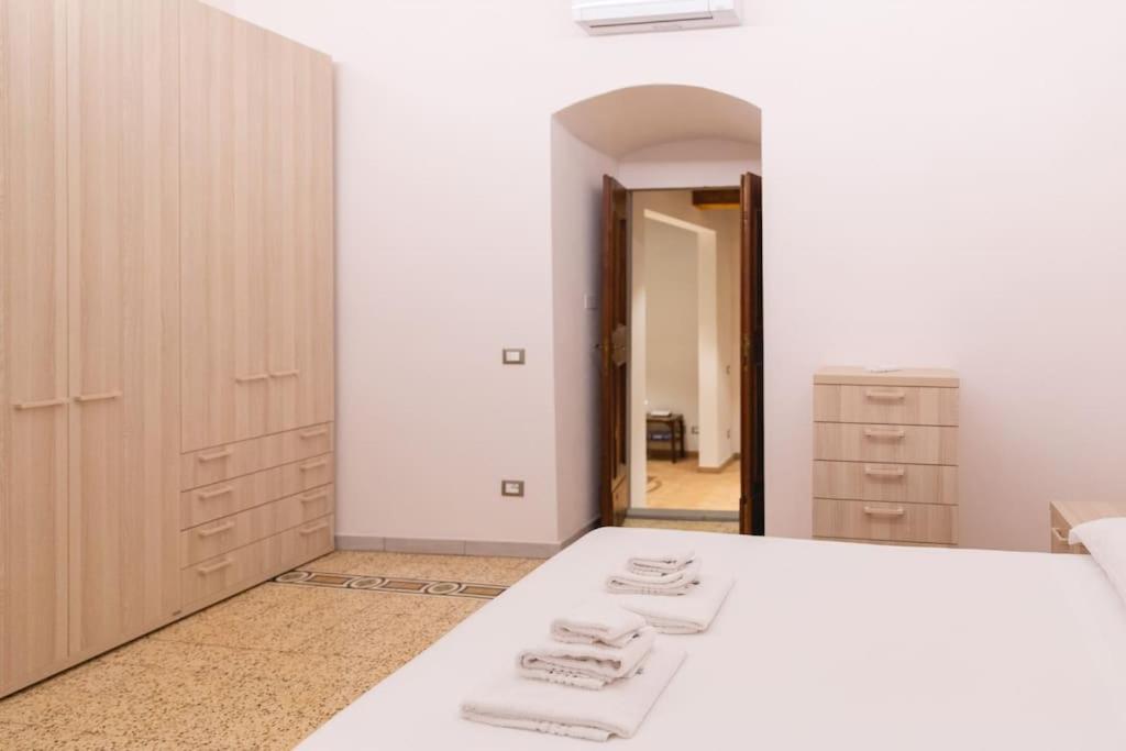 Cozy And Charmin 3Br Apartment Steps By Duomo Firenze Eksteriør billede